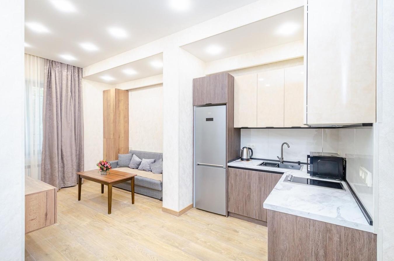 15. Double Room Apartaments With Fresh Style يريفان المظهر الخارجي الصورة